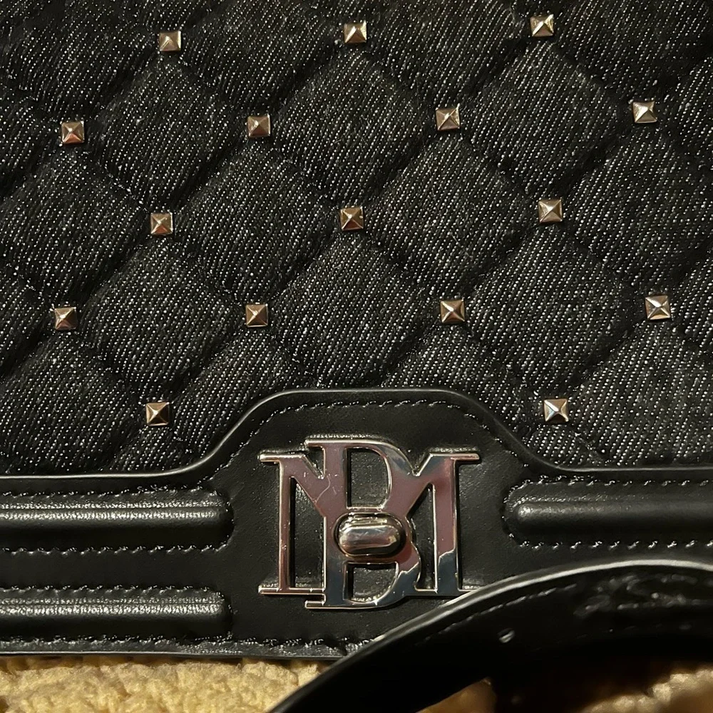 Badgley Mischka Vegan Leather Women’s Crossbody - Picture 3 of 8